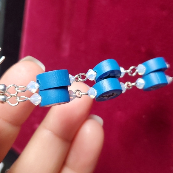 Blue Soft Orca Beats Earrings . - Picture 5 of 6